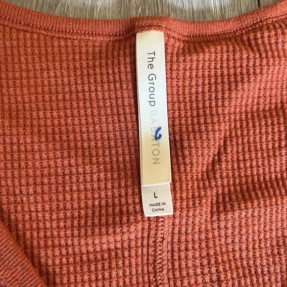 The Group Babaton Oversized VNeck Button Down Waffle Knit LongSleeve Size Large - Picture 5 of 13